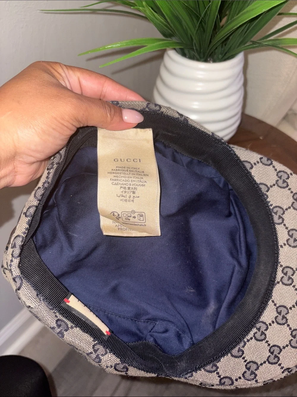 Gucci Beige & Brown GG Monogram Newsboy Cap - Picture 2 of 5
